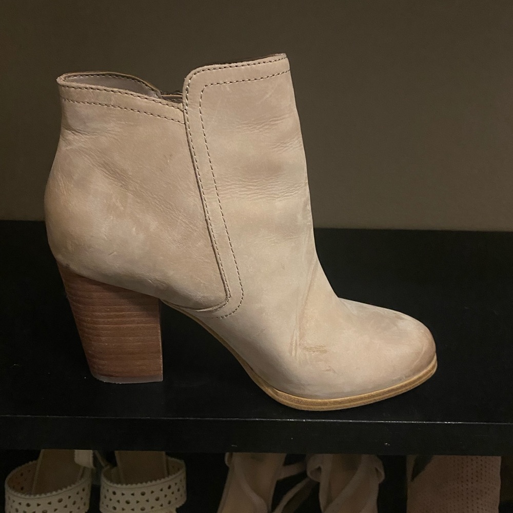 Tan, suede, ankle boots, Aldo, great condition! Very comfortable!